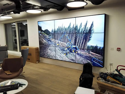 Mur d'écran LCD intérieur